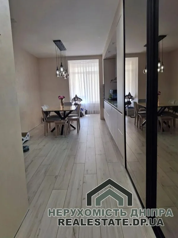 Продам квартиру ЖК Алые Паруса с ремонтом, 3 комнаты, 83 м² Парус   ул. Гидропарковая 13 · 3