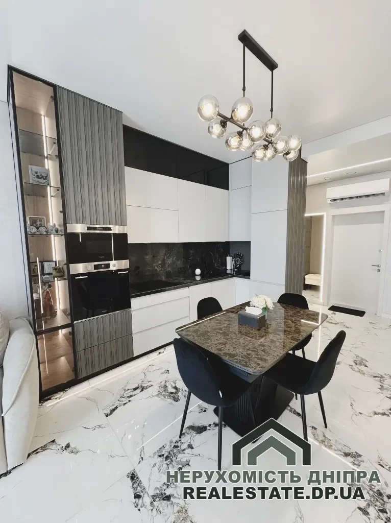Продам 2к квартиру 51 м² з ремонтом в ЖК Bartolomeo Resort Town