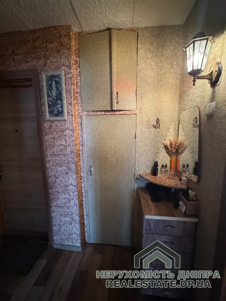 Продам 3к квартиру 47 м² Червоний Камінь, вул. Коробова 16 · 4