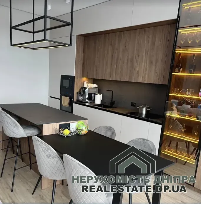 Продам 3к квартиру 82 м² · 4