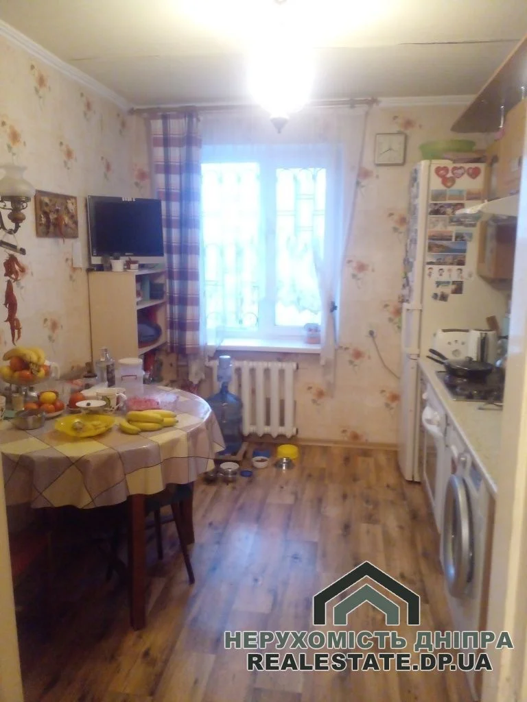 Продам 3к квартиру на Чкрвоному камені вул. Савкіна · 3