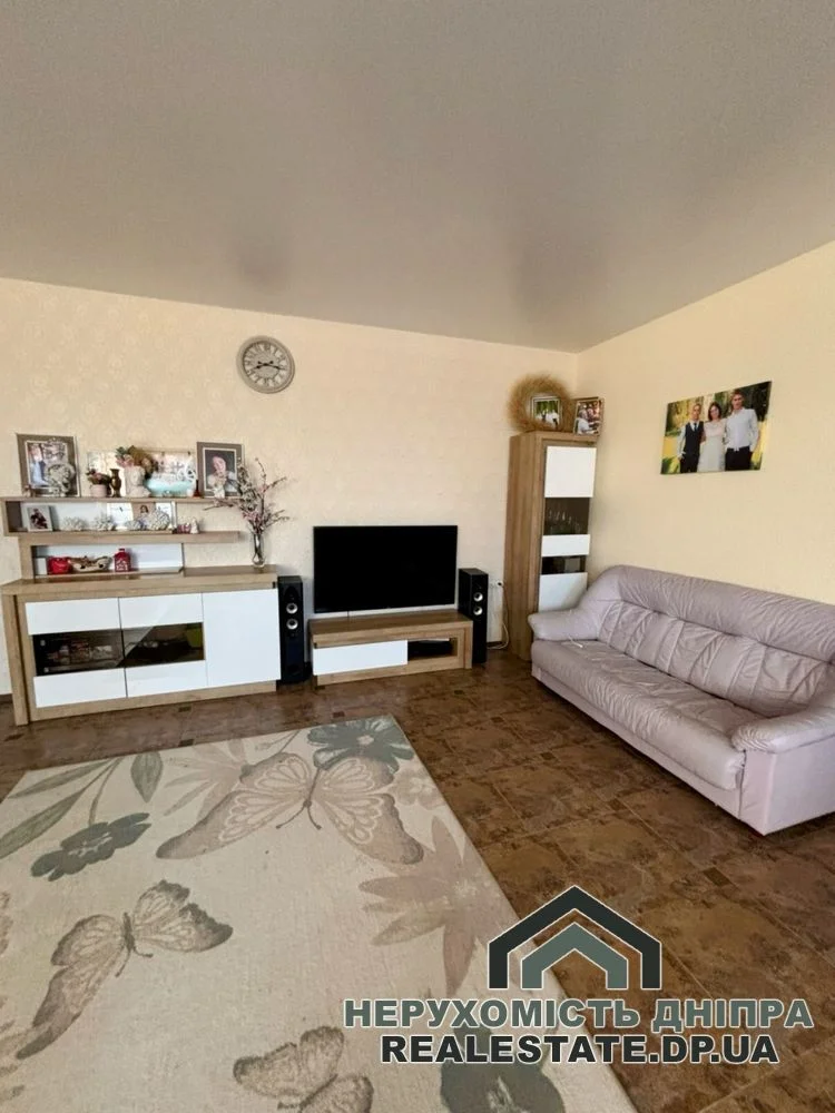 Продам будинок 6кімнат 312.6 м² 16,5 соток в Новоолександрівка · 3