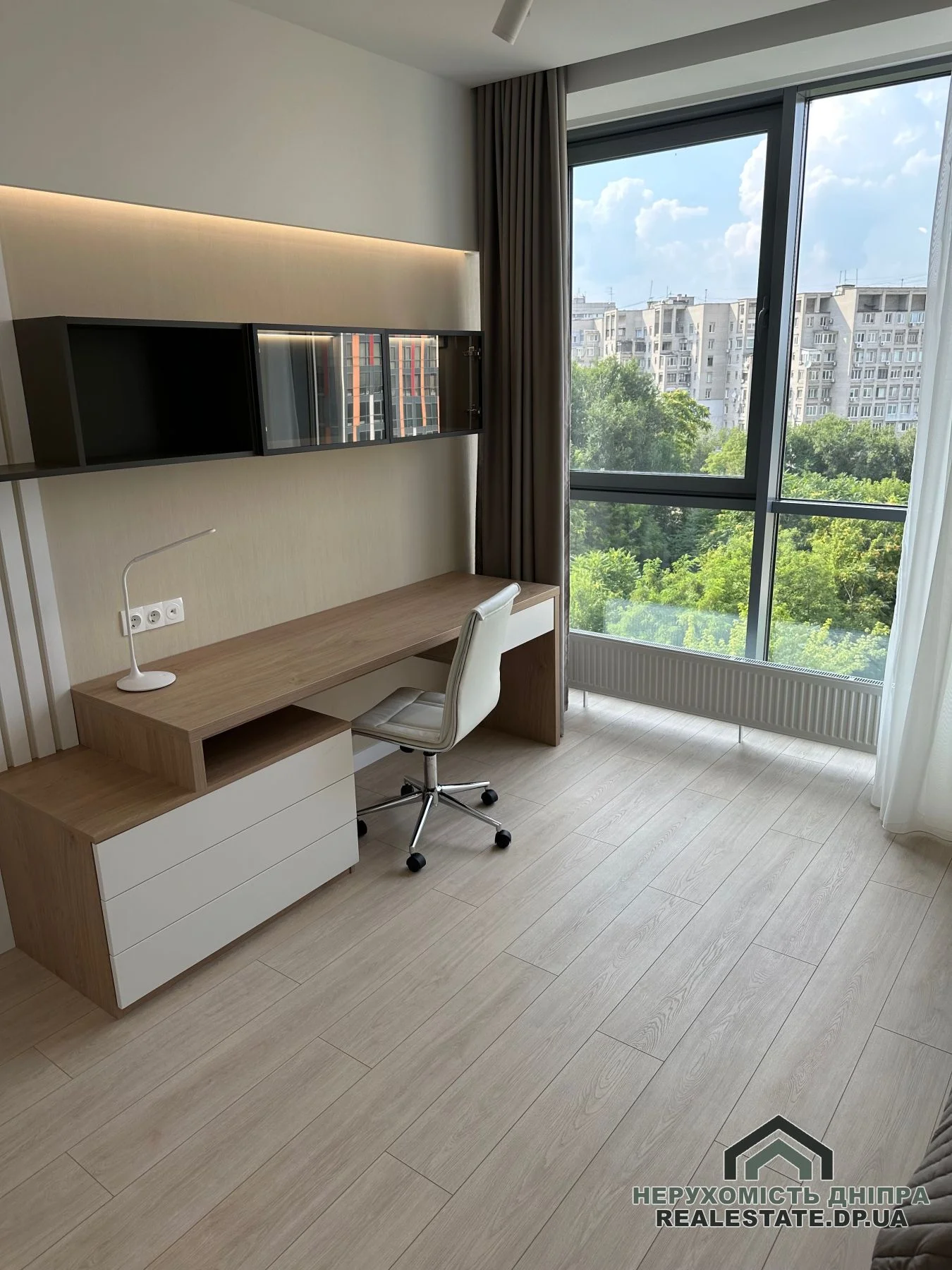 Продам квартиру ЖК Фестівальний 100 м² Соборний район · 4