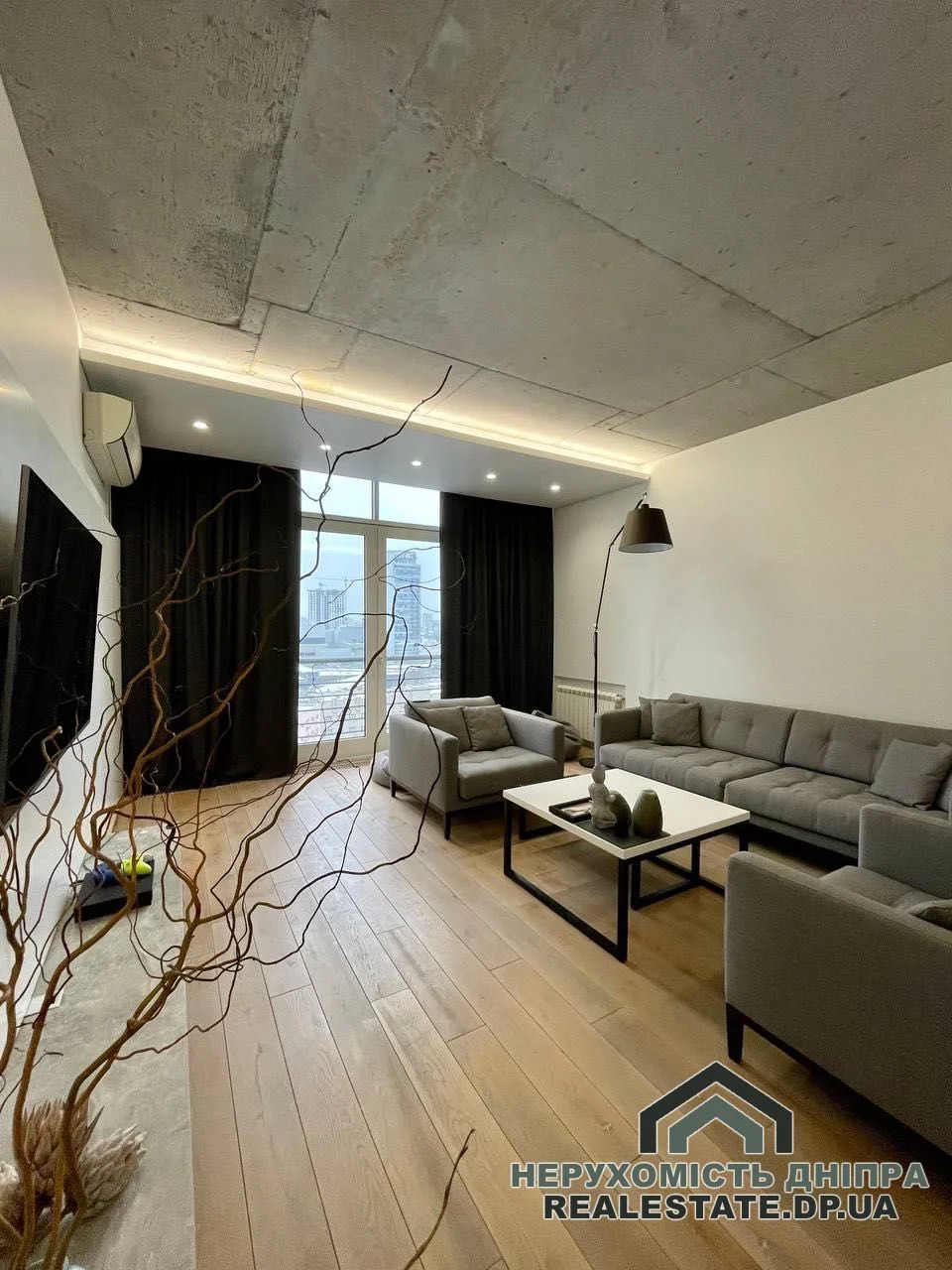 Продам 3к кваритиру 124 м² ЖК Duet Центр Крутогірний узвіз