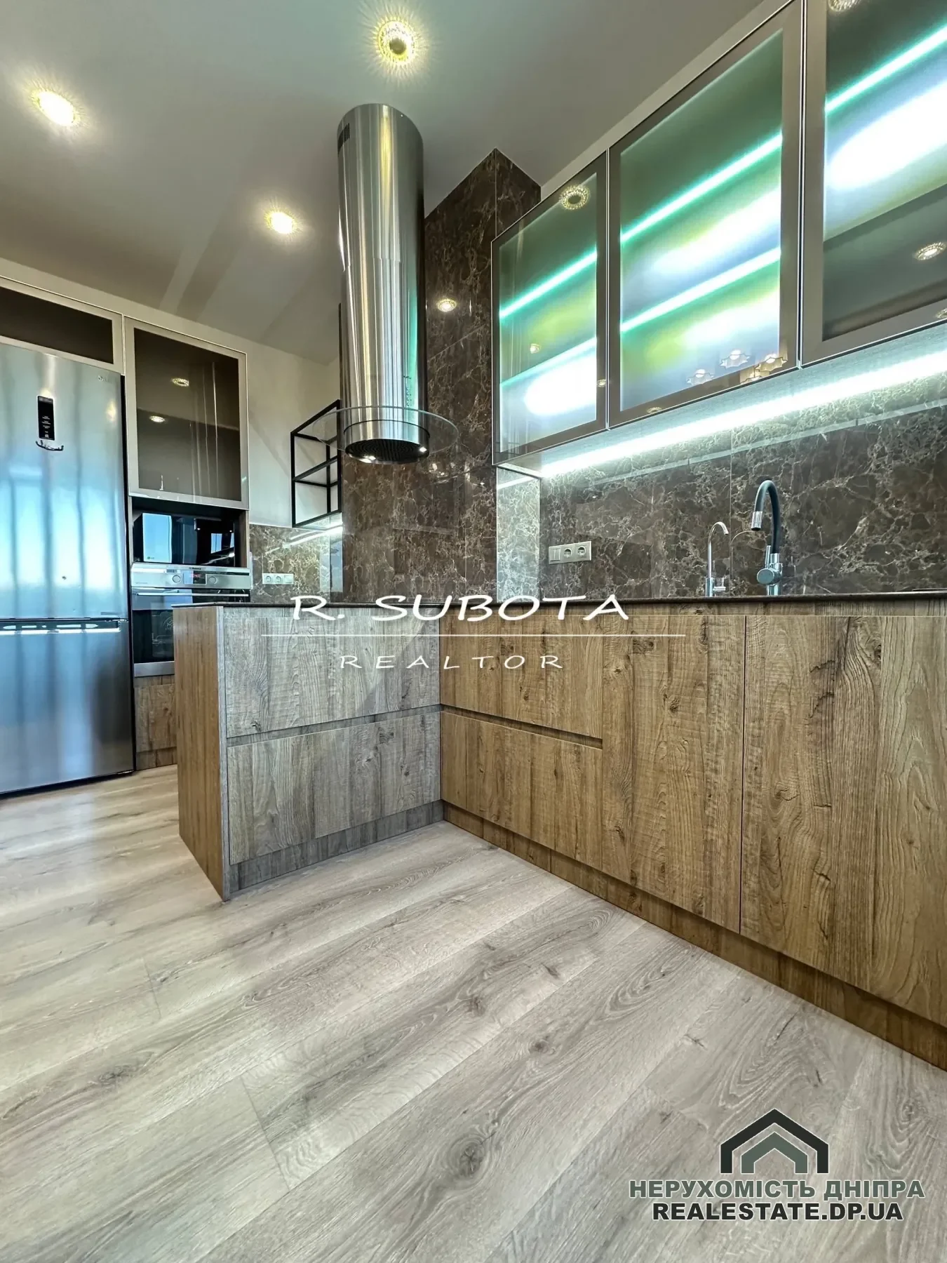 Продам 4 кімнатну квартиру 83 м² ЖК Баку, парк Чкалова · 3