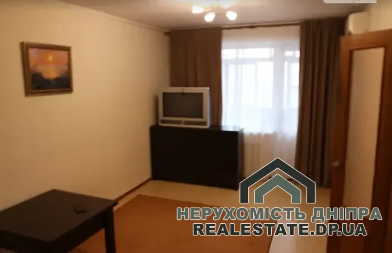 Продам 2к квартиру 44.8 м² Червоний камінь вул. Коробова 12