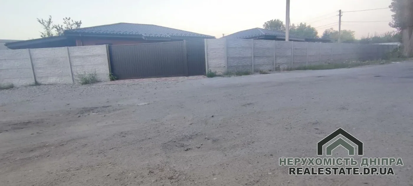 Продаж 1 поверхового будинку з верандою і ділянкою на 5 соток, 127 м2 · 3