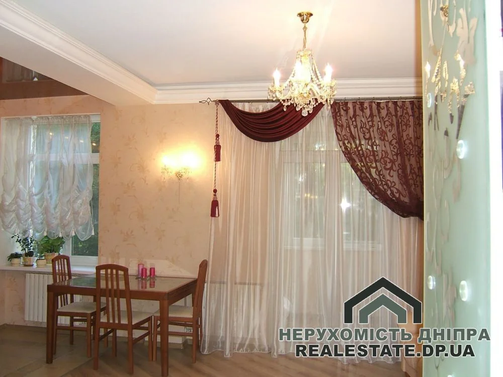 Продам 4к квартиру  97 м² у центрі  міста на вул. Дмитра Яворницького · 3
